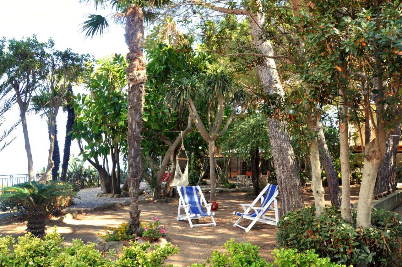 Le Mannare Case Vacanze Di Metopa Srl Piano Conte Exterior foto