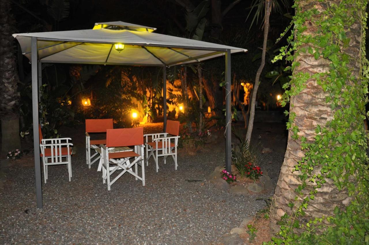Le Mannare Case Vacanze Di Metopa Srl Piano Conte Exterior foto