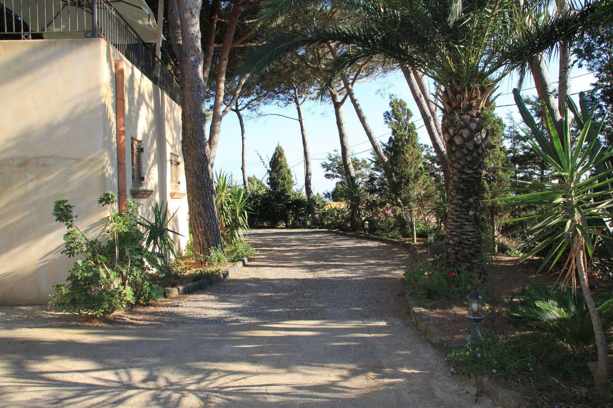 Le Mannare Case Vacanze Di Metopa Srl Piano Conte Exterior foto